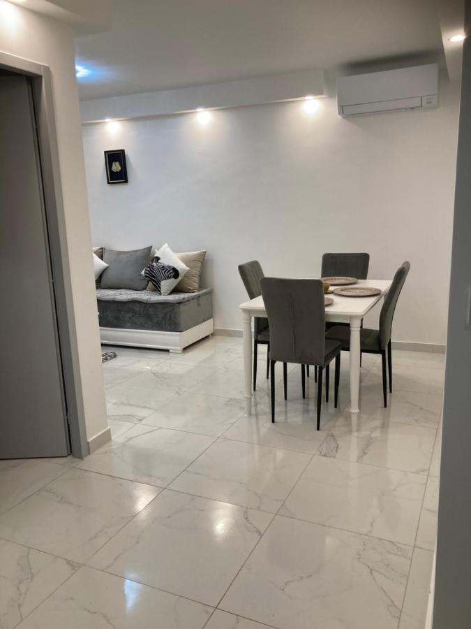 Apartamento L'Escale Chic Gare Saint Charles Marsella Exterior foto